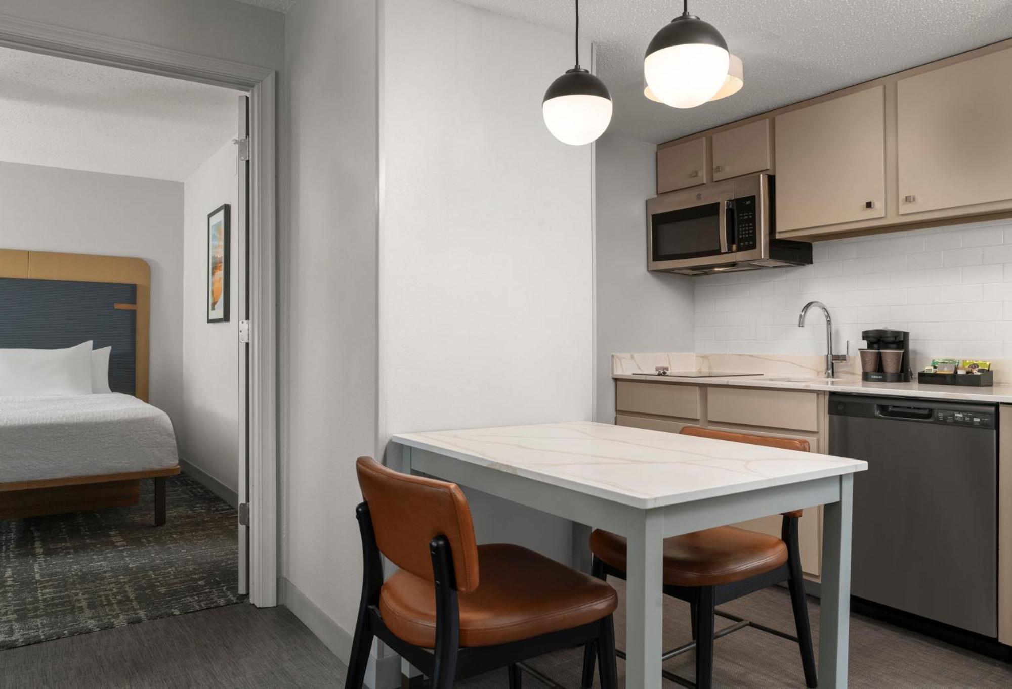 Homewood Suites By Hilton Chester Buitenkant foto