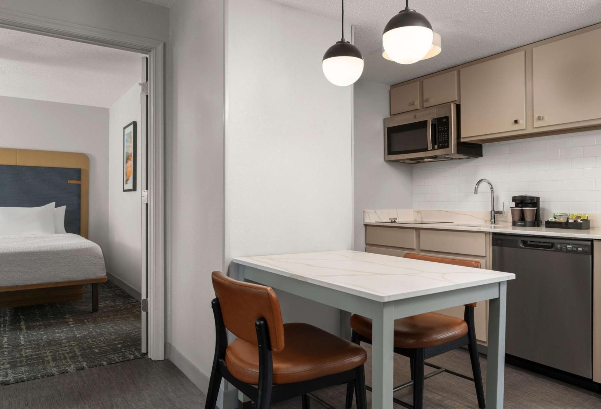 Homewood Suites By Hilton Chester Buitenkant foto